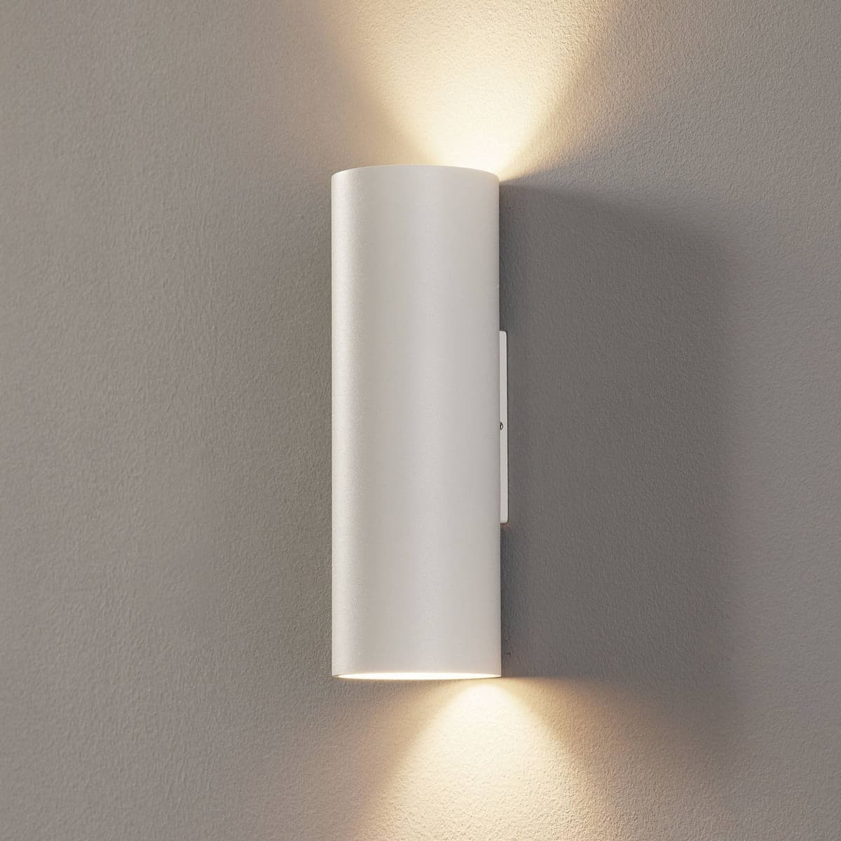 Wever & Ducré Lighting WEVER DUCRÉ Ray mini 2.0 fali lámpa, fehér, dimmelhető, Fehér / opál, Nappali / Étkező, Alumínium, Modern
