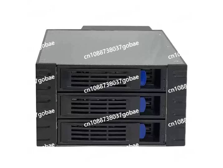 Cage de disque dur remplaçable à chaud. Châssis 2 module d'extension de lecteur optique 3 bits 3,5 pouces avec fond de panier. NAS intégré