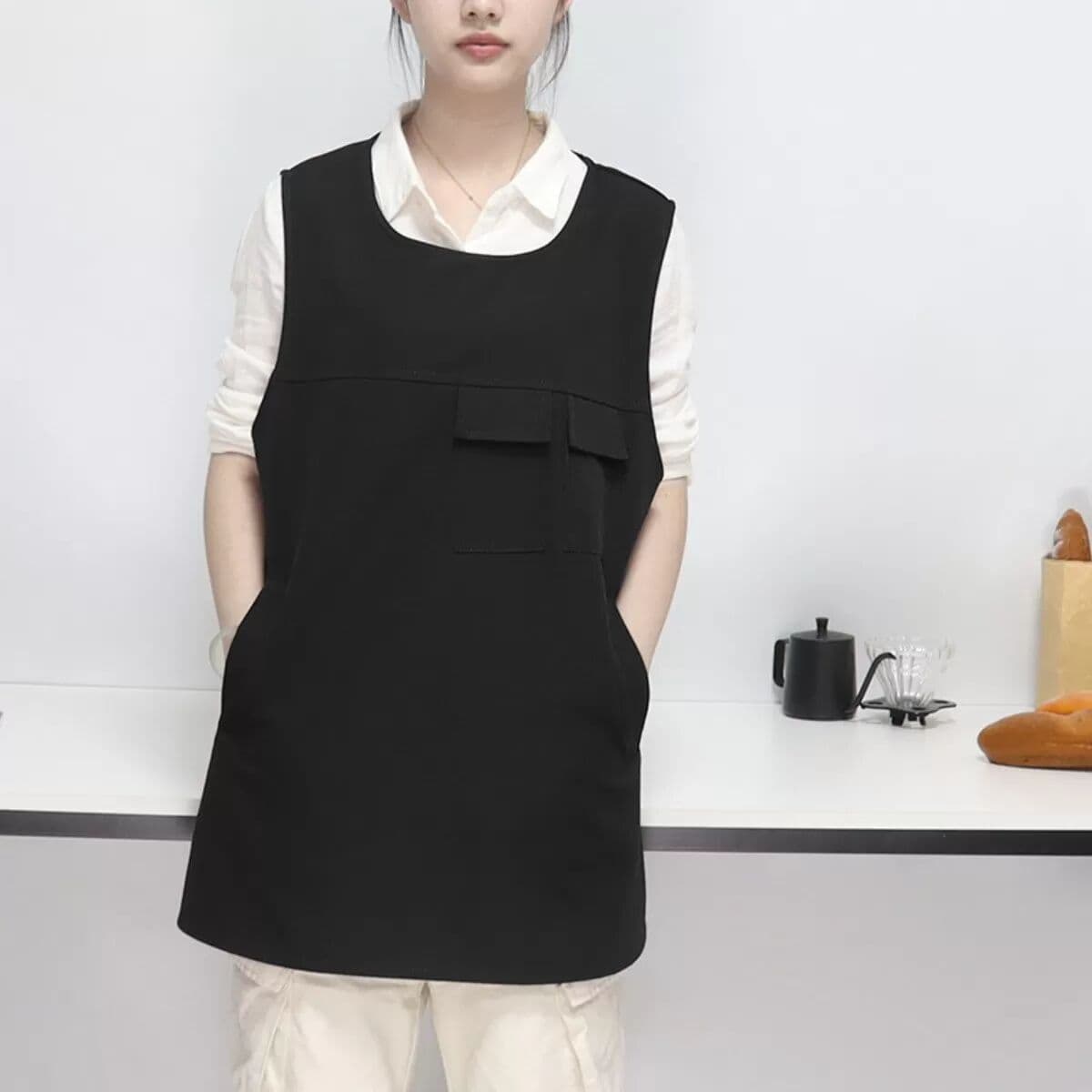 INF Tablier court style gilet imperméable noir en polyester - Résistant aux taches pour barista & cuisine, avant 74cm arrière
