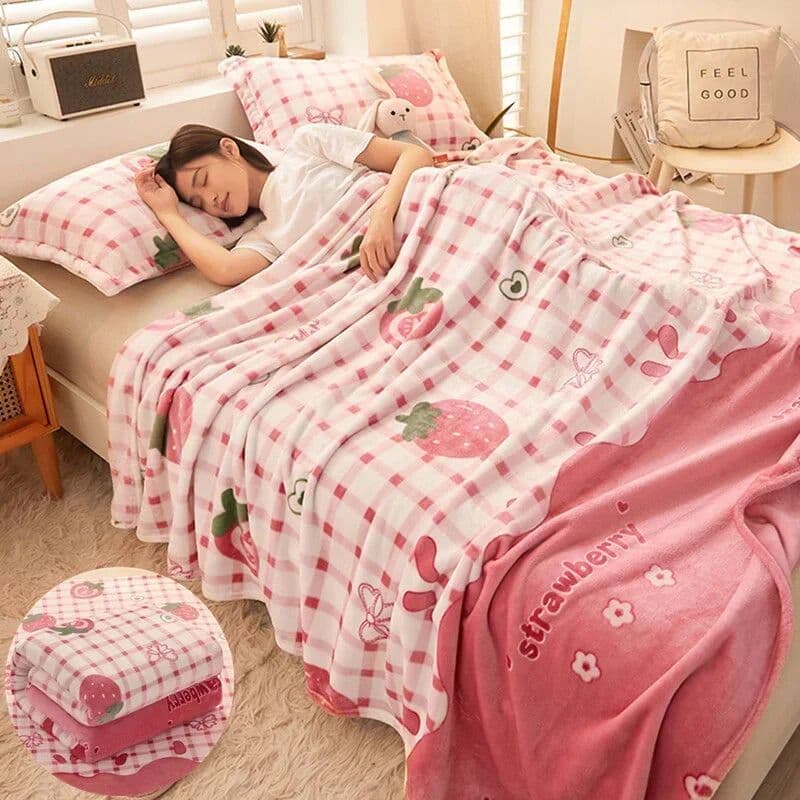 NONE Girls Cartoon Strawberry Flannel Blanket, Warm Bedspread Sheet, Fuzzy Soft Fleece Plush Blankets for Bed Sofa Nap Shawl Blankets