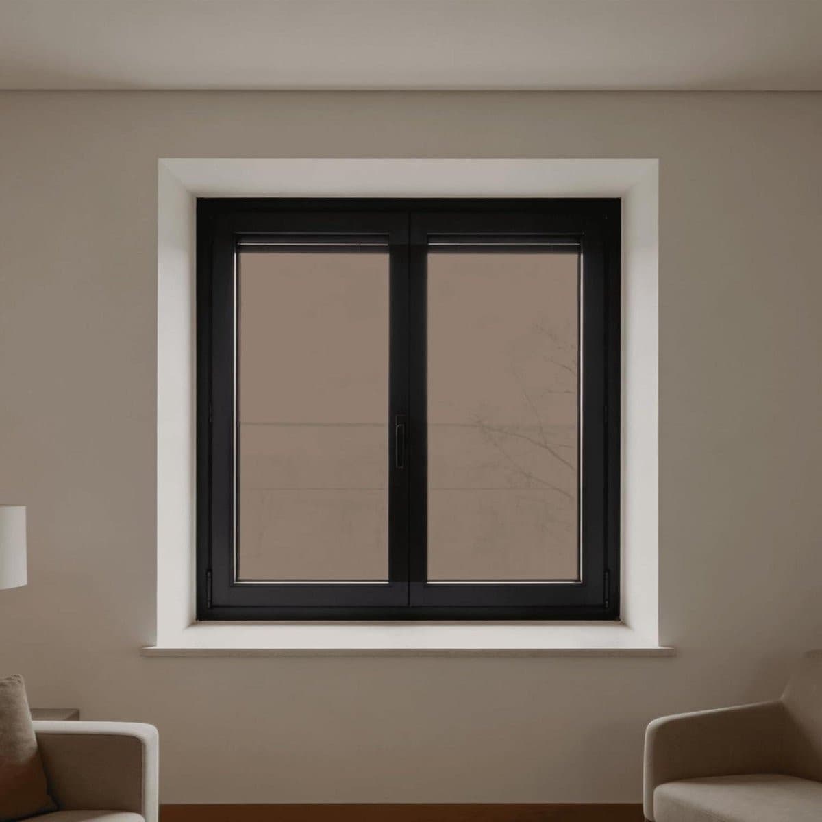 Raamfolie Spiegel Theezilver - Zelfklevende zonwering voor privacy met eenrichtingsspiegel effect - 135 x 250 cm