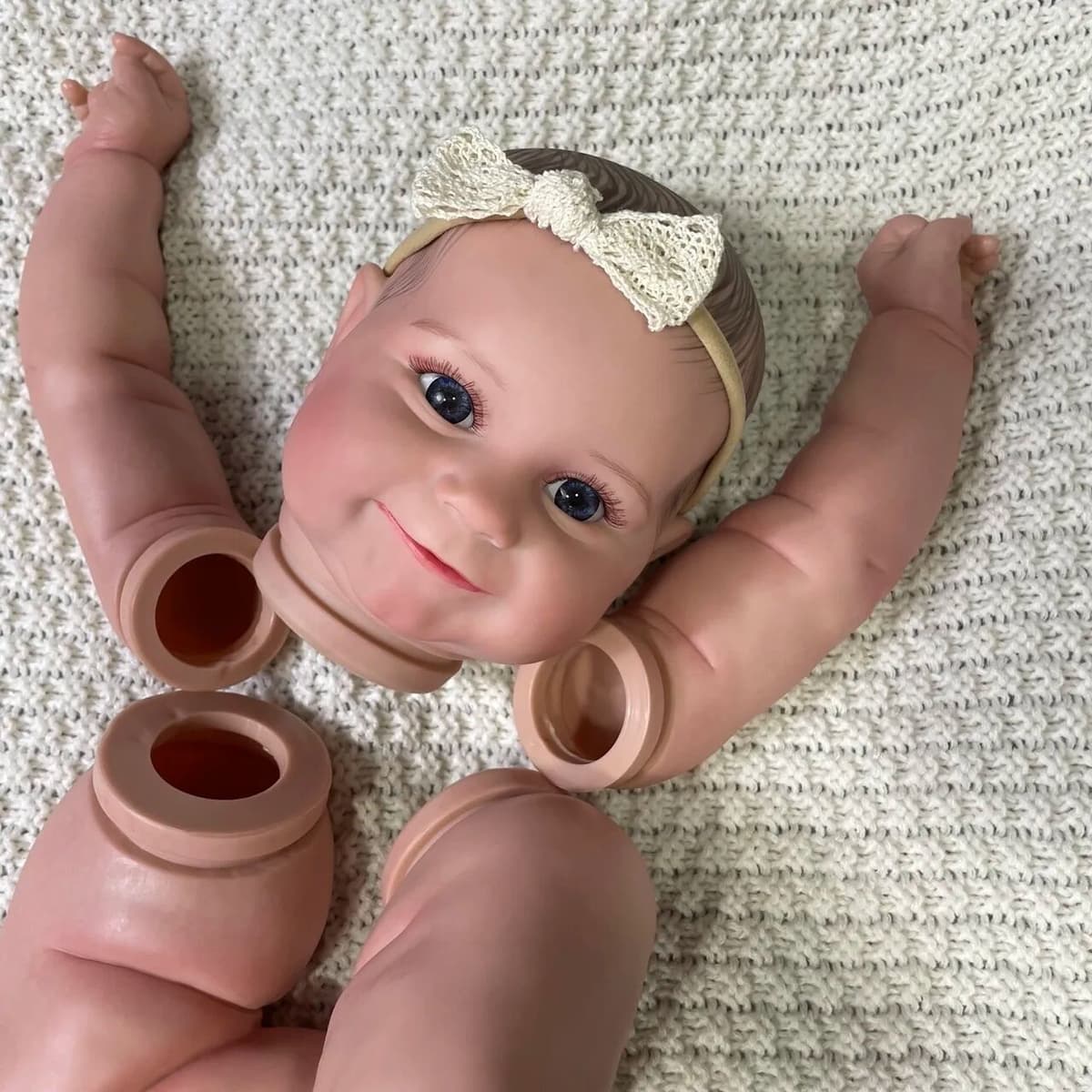 MRB 19/24inch Already Painted Reborn Baby Doll Maddie Kit Lifelike Soft Touch Flexible Unfinished Doll Parts With Cloth Body DIY Toy