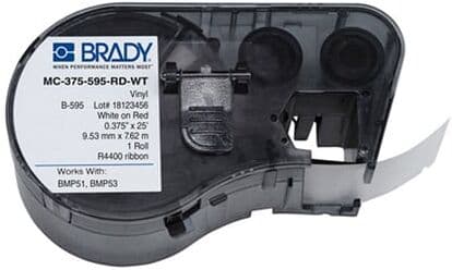 Brady MC-375-595-RD-WT cinta de vinilo blanco sobre rojo 9,53 x 7,62 m