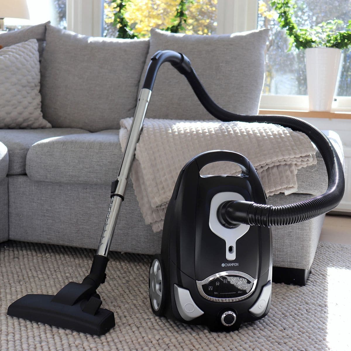 Støvsuger Champion Eco Clean 700watt, 9,5m Rekkevidde - Champion Ds400