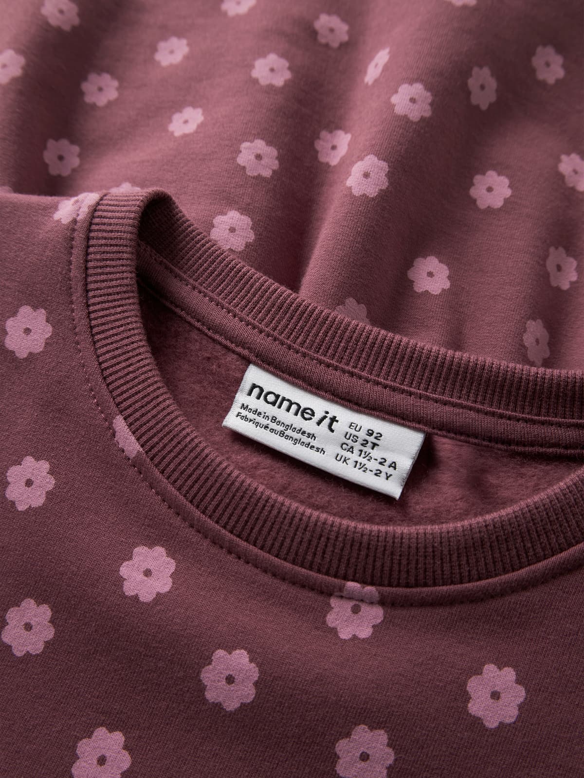 Sweatkleid NAME IT "NMFDAVINA LS SWEAT BRU DRESS NOOS", Mädchen, Gr. 110, N-Gr, Langarm, angeraute Sweatware, braun (wild ginger aop:with lilas flower), angeraute Sweatware, Obermaterial: 95% Baumwolle, 5% Elasthan, bedruckt, Basic ca. Mitte Oberschenkel,