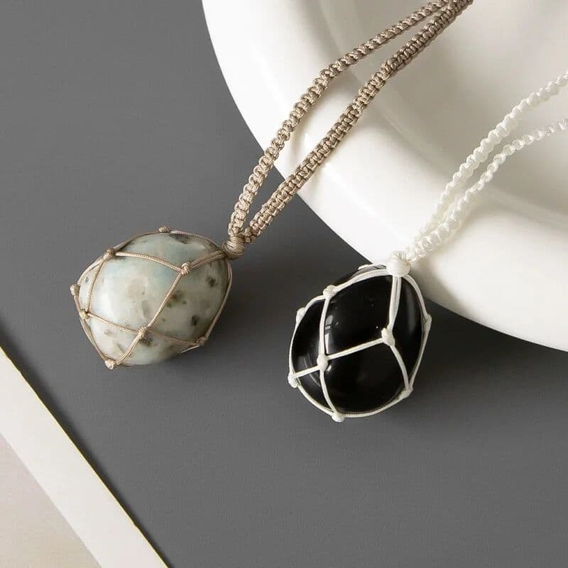 NONE Hand Woven Natural Obsidian Speckle Stone Pendant Necklace for Men Women Vintage Boho Choker Chain Creative Casual Jewelry Gift