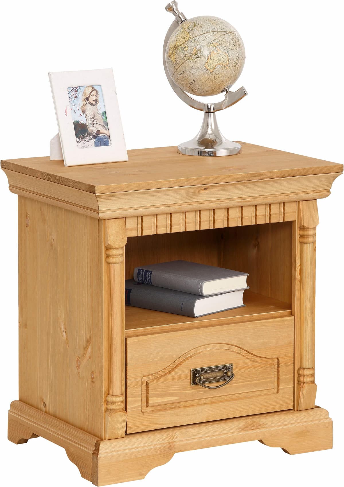 Nachtkonsole GOODPRODUCT "Graz", beige (gelaugt, geölt), B:55cm H:57cm T:39cm, Sideboards, Nachtkonsole, aus massiver Kiefer, mit aufwendigen Details, Breite: 55 cm gelaugt, geölt B/H/T: 55cm x 57cm x 39cm, Kiefer