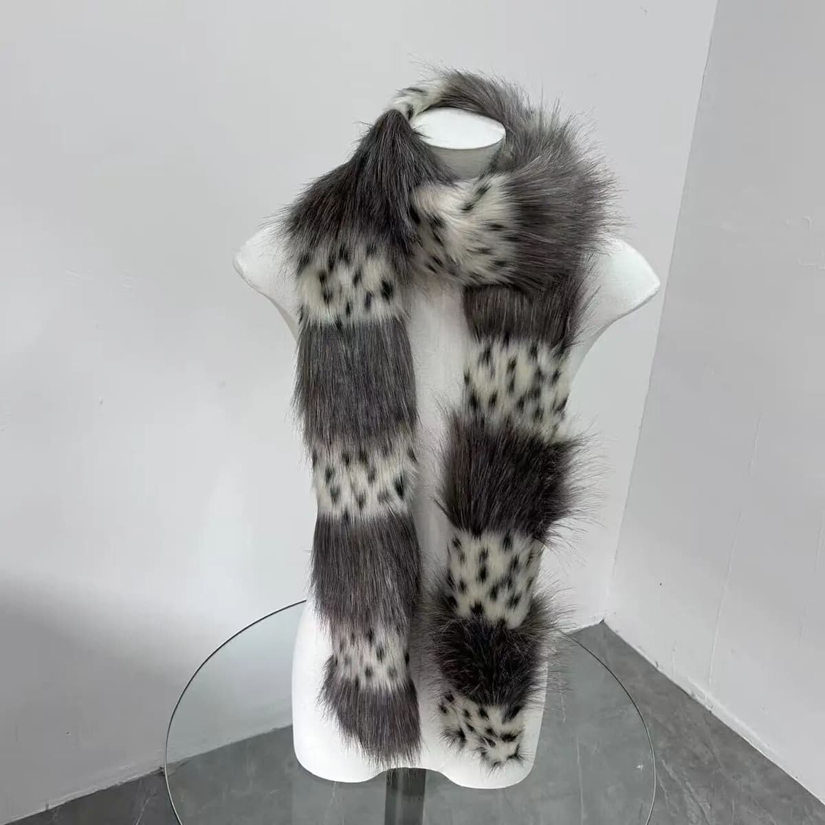 NONE Original Leopard Print Plush Polka Dot Scarf Millennial Spicy Girl Subculture Splicing Warmth Y2K Winter Accessories for Woman