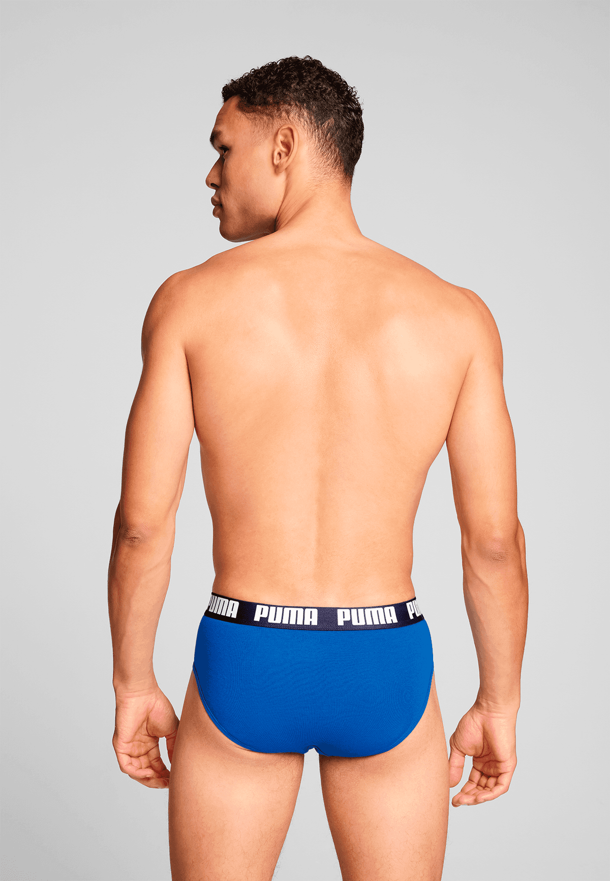 Slip PUMA "PUMA MEN EVERYDAY BRIEFS", Herren, Gr. L, Jersey, blau (blau, navy), Jersey, Obermaterial: 95% Baumwolle, 5% Elasthan, unifarben mit Farbeinsatz, eng, Unterhosen Slip, mit Logobund blau, navy L, Jersey