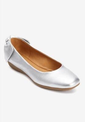 Women's The Delia Slip On Flat by Comfortview in Silver (Size 12 M)